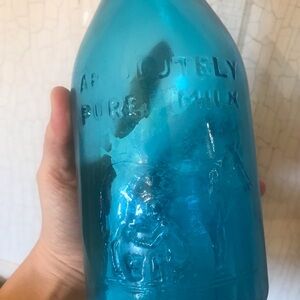 Vintage Italy 1965 1 Quart Blue Milk Bottle Thatchers Dairy